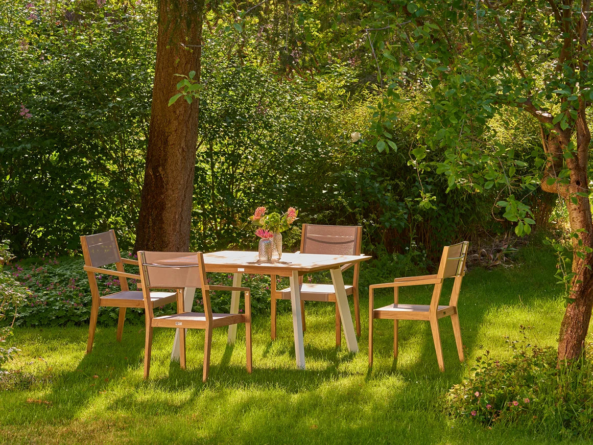 Traditional teak Luna dining table 90 cm