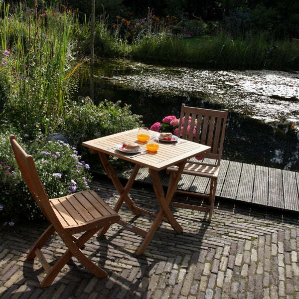 Traditional teak Victoria folding chair