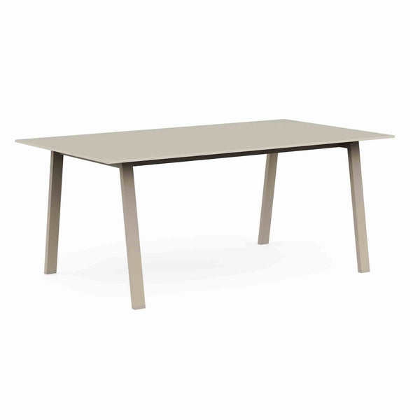 Table à manger intemporelle Gandia Blasco 180 cm