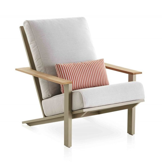 Gandia Blasco Timeless Relax Club Armchair in sand, Frontansicht